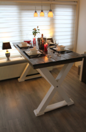 Bar tafel Kruispoot