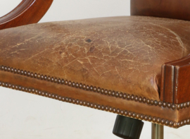 Vintage ,mahoniehouten, lederen bureaustoel