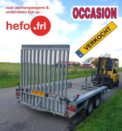 Henra - 2700 kg. geremde MACHINE-TRANSPORTER 3.00 x 1.50 / klep 1.50 mtr.