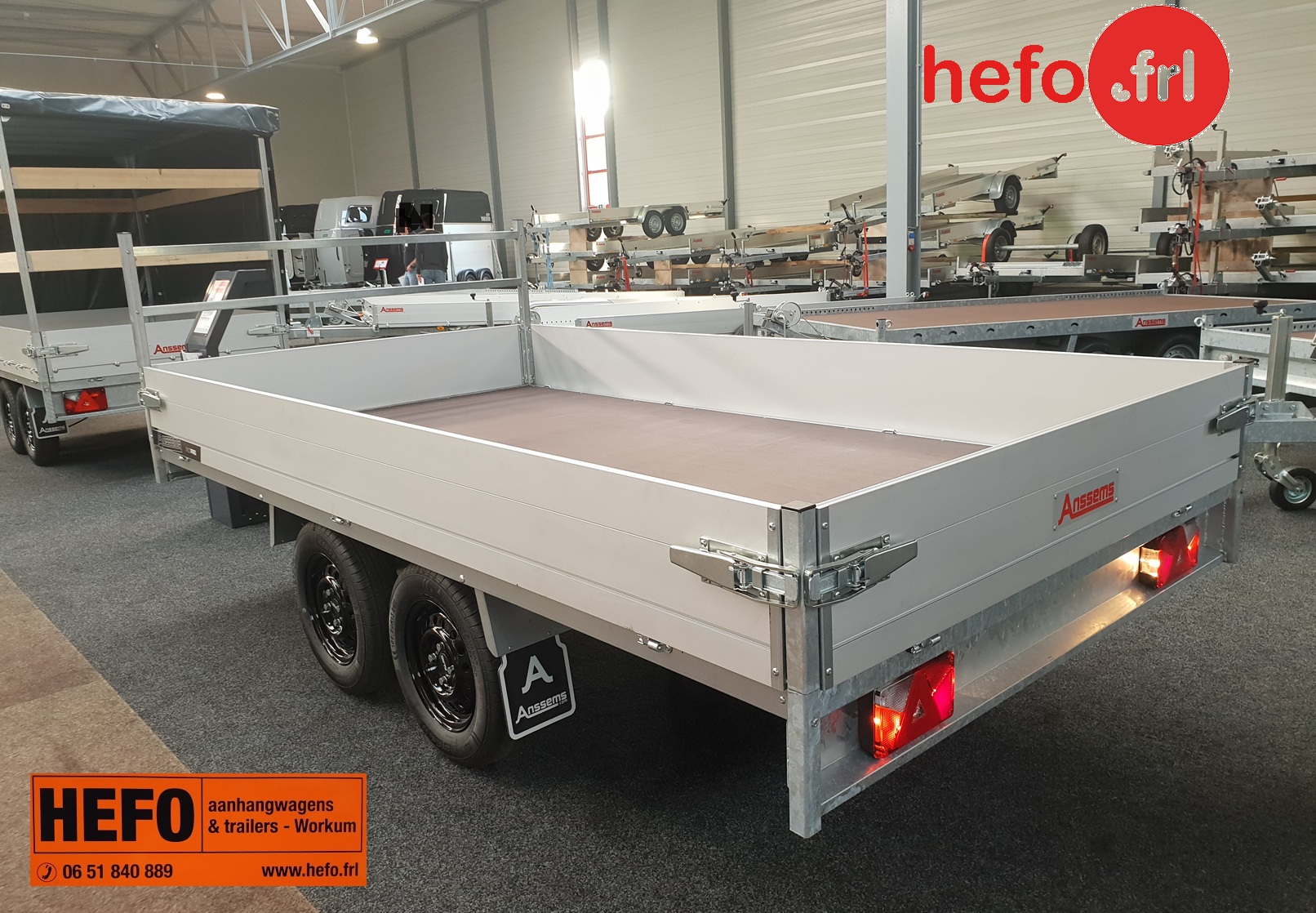 PLT-2 PRO tandemas 2000 kg geremd 3.05 x 1.50 mtr.