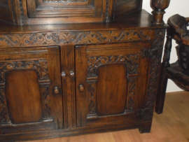 Eiken Elizabethan style Court Cupboard UK– 2e helft 19e eeuw