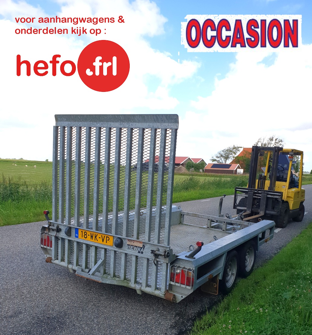 Strakke, Henra machine-transporter, 2700 kg/ lange rijklep 3.00 x 1.50 mtr.