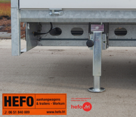 set (2600 kg.) uitklapbare & uitdraaibare steunpoten