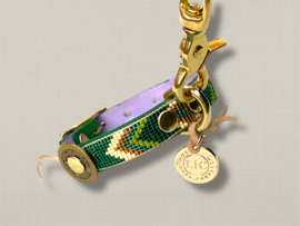 LEREN HALSBAND MET KRAALTJES
