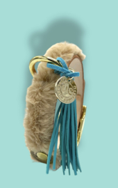 TURQUOISE HALSBAND MET FAUX FUR