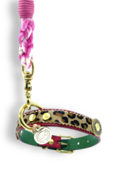 HALSBAND AUS ROTEM LEDER MIT LEOPARD