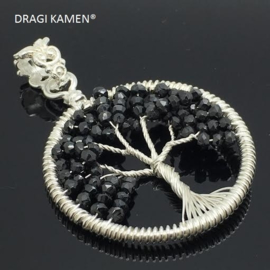DRAGI KAMEN® - 925 zilveren tree of life hanger met facet geslepen zwarte spinel.