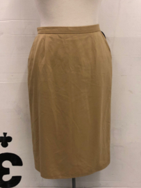 Suede skirt camel