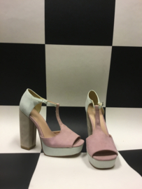 Pastel suede Peeptoe Pumps