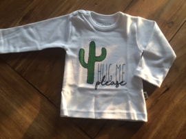 T-shirt "Hug me please"