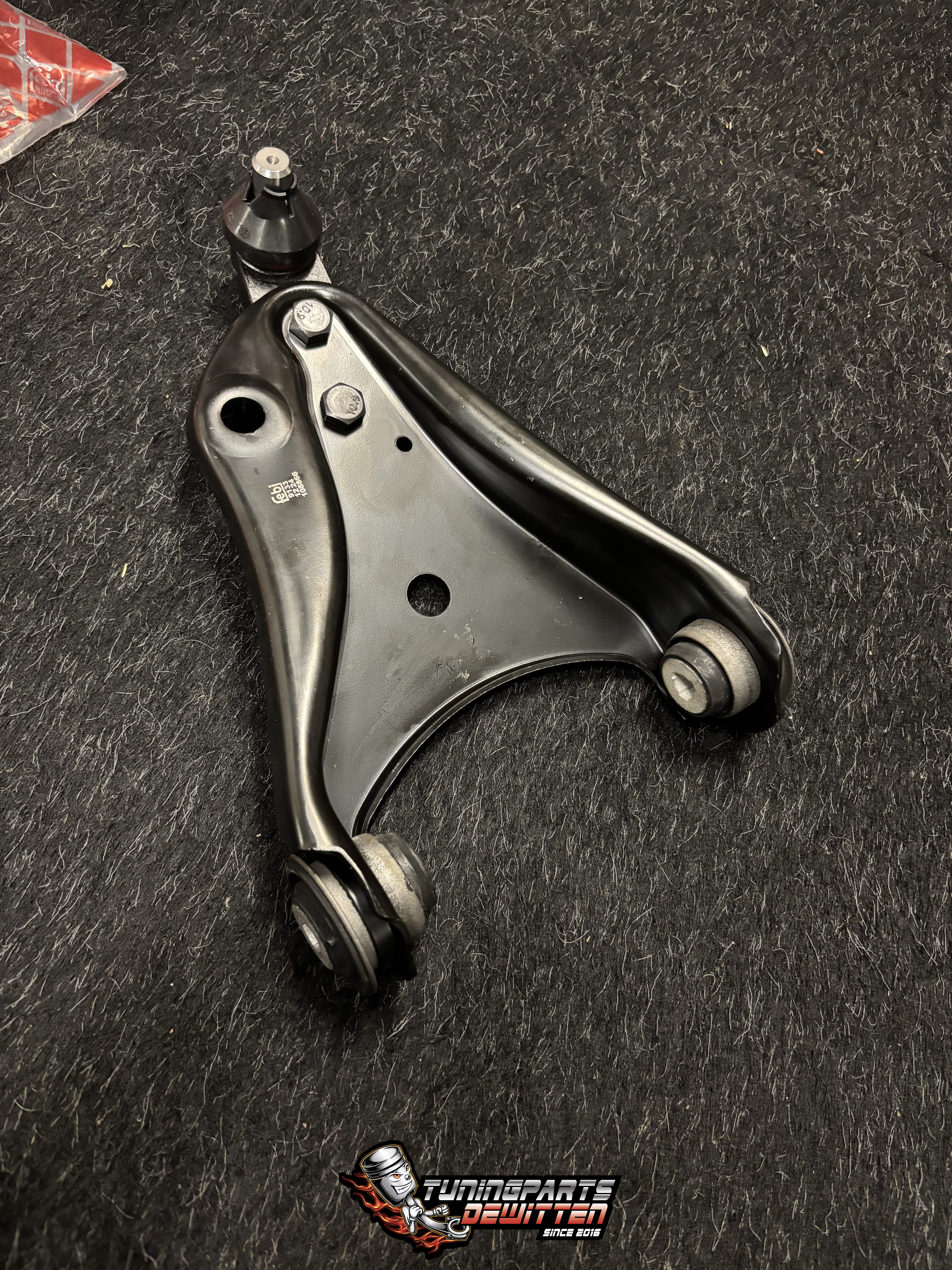 👉👉Ook voor het Vervangen van Originele Auto Delen kan u bij ons terecht uiteraard👈👈  www.tuningparts-dewitten.be  #Tuningpartsdewitten #tpdw #vervangendraagarm #febi #febibilstein #carworks #vervangenautodelen