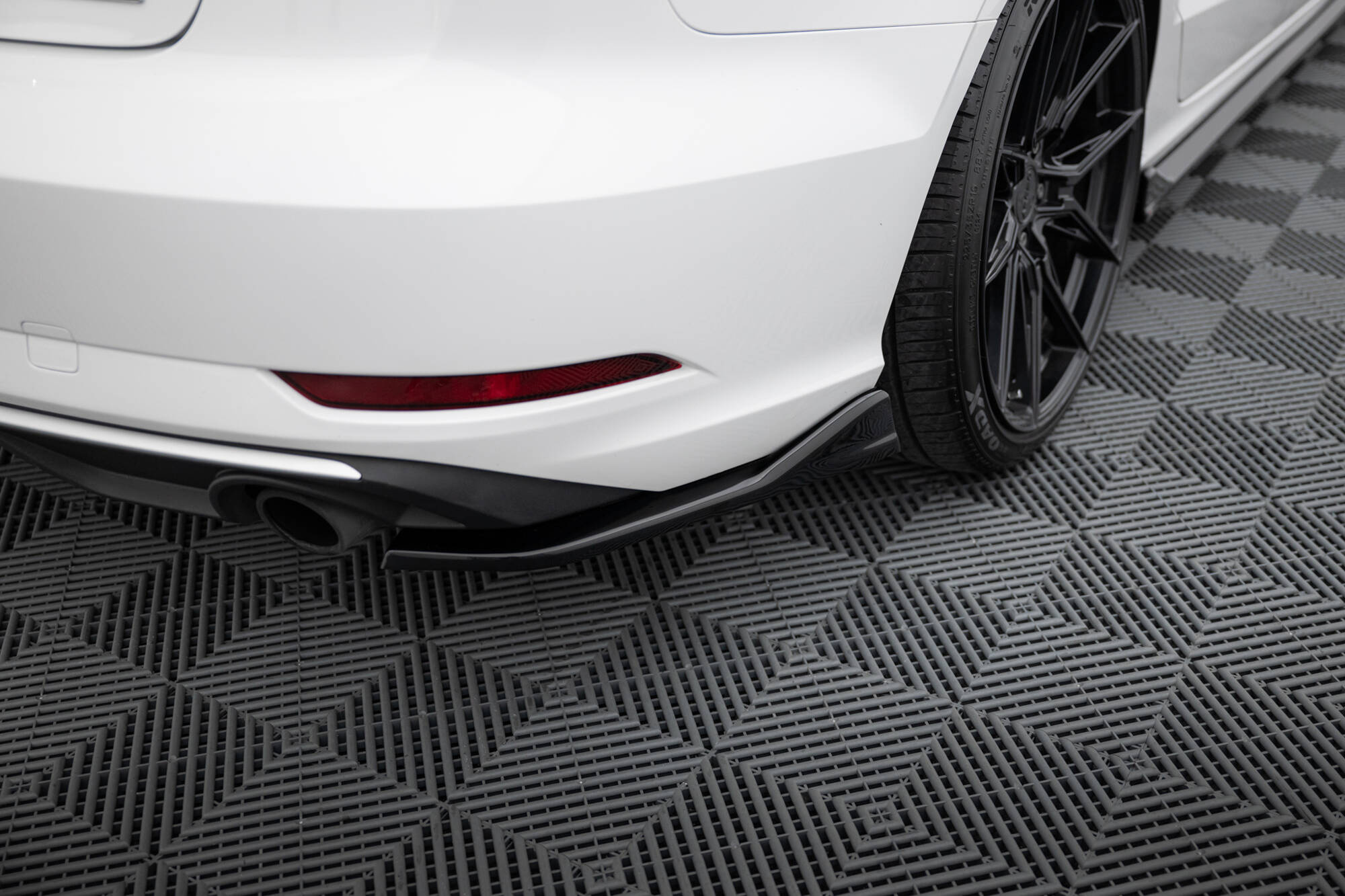 Maxton Design Achterzijde splitters V.1 Audi A3 Sedan 8V Facelift