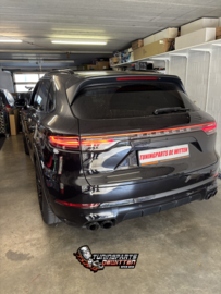 🔥🔥Porsche Cayenne van 2018 voorzien van Neon Green Remklauwen🔥🔥