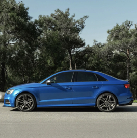 Oneway Complete bodykit passend voor Audi S3 8V Sedan 2016-2020 - Glanzend zwart