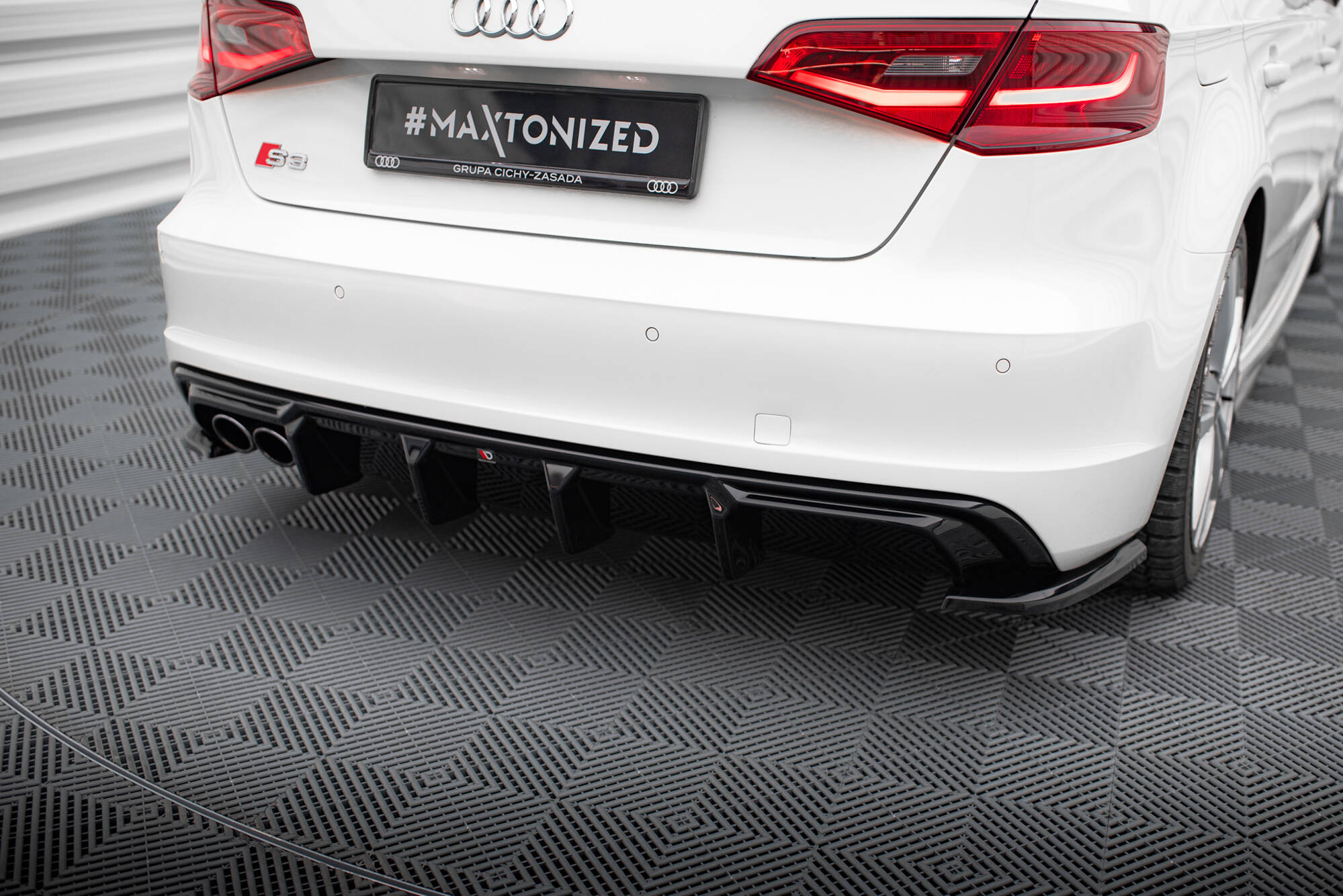 Maxton Design Achterspoiler Audi A3 S-Line Sportback 8V (uitvoering met dubbele uitlaat aan één kant)