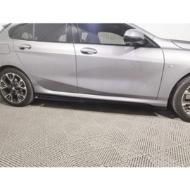Motordrome Set sideskirts V.1 passend voor BMW 1-Serie (F70) M-Sport/M135 2024- (ABS Glanzend zwart)