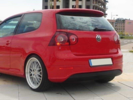 Maxton Design ACHTERKLEP VW GOLF V R32 (zonder uitlaatgat, voor standaard uitlaat)