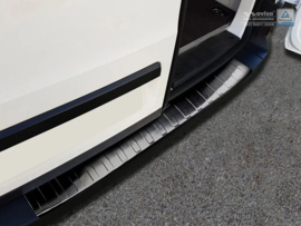 Zwart RVS Achterbumperprotector passend voor Volkswagen Crafter & MAN TGE 2017- 'Ribs'