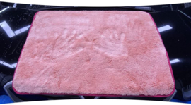 pink microfiber drying towel