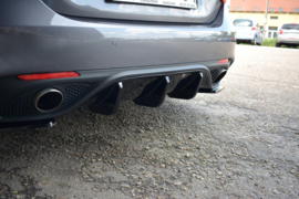 Maxton Design ACHTERKANT ALFA ROMEO GIULIA VELOCE Gloss Black