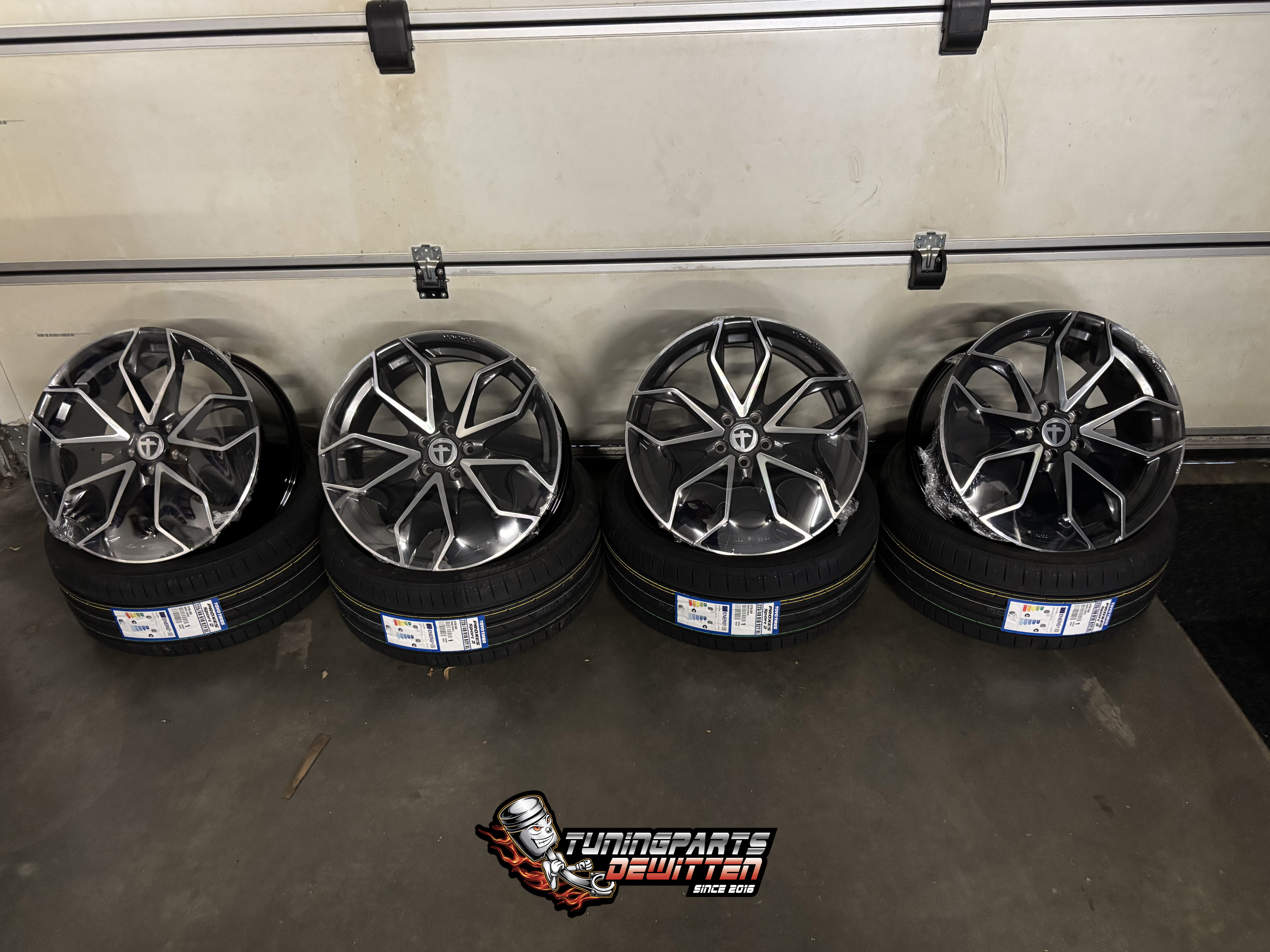 😍😍😍Deze VW Polo GTI voorzien van Tomason Wheels & TOYO TIRES😍😍😍