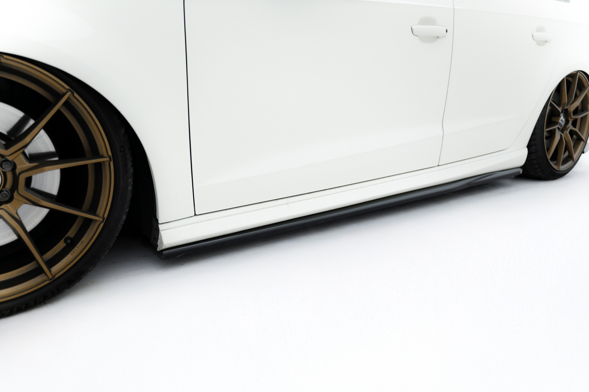 Maxton Design SIDESKIRTS DIFFUSERS AUDI S3 / A3 S-LINE SPORTBACK 8V