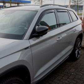 Zijwindschermen Dark passend voor Skoda Kodiaq 2017- (enkel met zwarte raamlijsten)