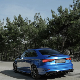 Oneway Complete bodykit passend voor Audi S3 8V Sedan 2016-2020 - Glanzend zwart