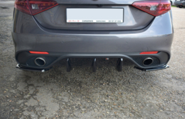 Maxton Design ACHTERZIJSPLITTERS ALFA ROMEO GIULIA VELOCE Gloss Black