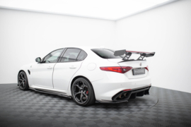Maxton Design Carbonspoiler + LED Alfa Romeo Giulia Quadrifoglio