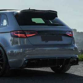 Oneway Complete bodykit passend voor Audi RS3 8V Sportback 2015-2016 - Glanzend zwart