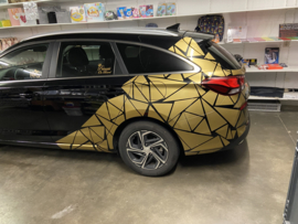 😍😍This Hyundai I30 done with a Half Triangle Wrap in Gold😍😍