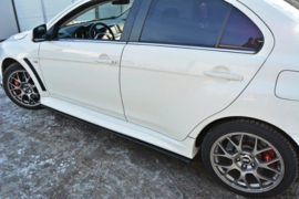 Maxton Design ZIJKANTEN DIFFUSERS Mitsubishi Lancer Evo X