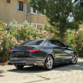 Oneway Complete bodykit passend voor Audi A4 (B9) Sedan Facelift 2019-2024 - Glanzend zwart
