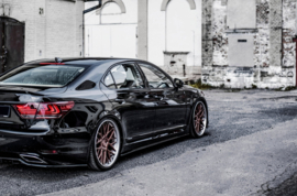 Maxton Design Zijskirts Diffusers Lexus LS Lange Wielbasis Mk4 Facelift