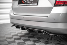 Maxton Design CENTRALE ACHTERSPLITTER (MET VERTICALE SPIJLEN) SKODA FABIA COMBI MK3 Gloss Black