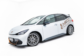 Maxton Design Street Pro Zijskirts Diffusers Cupra Born Mk1