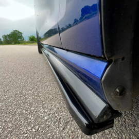 Oneway Set Sideskirts passend voor Volkswagen Golf VII (7.5) HB/Variant R 2017-2020 – Glanzend zwart