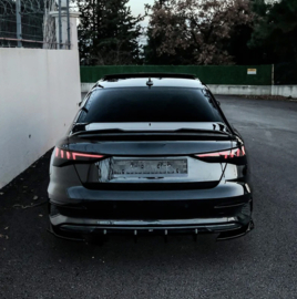 Oneway Achterbumperskirts (Hoeken) passend voor Audi A3 (8Y) Sedan 2020-2024 excl. S-Line/S3/RS3 - Glanzend zwart
