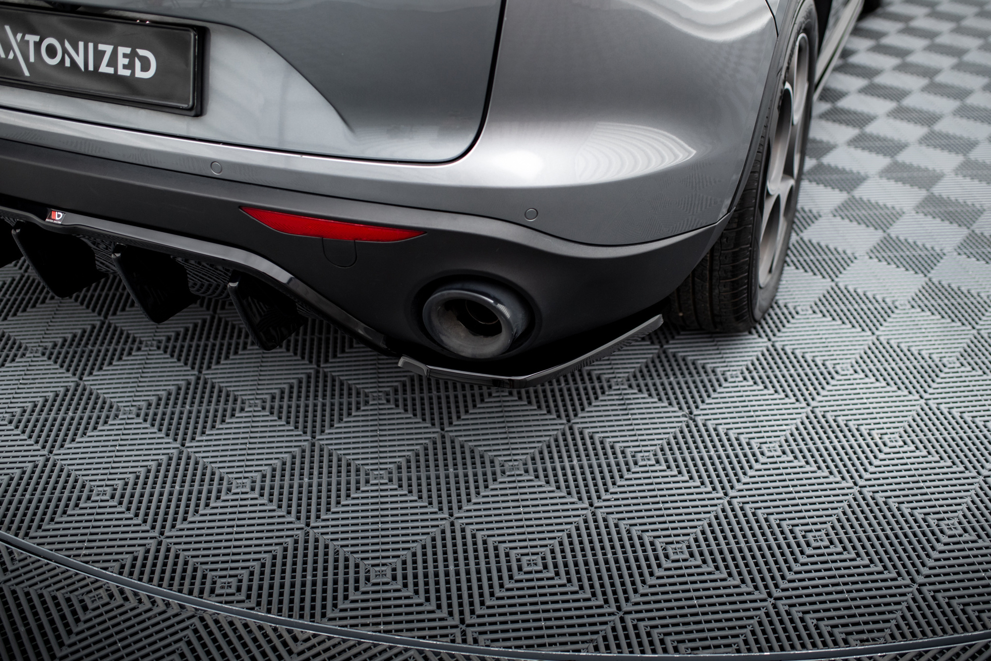 Maxton Design ACHTERZIJSPLITTERS Alfa Romeo Stelvio