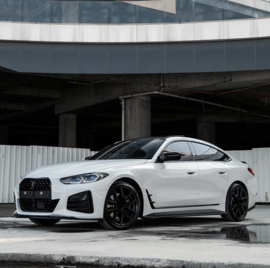 Oneway Set Sideskirts passend voor BMW i4 G26 M-Pack 2021- & 4-Serie G26 M-Pack/M440i 2021-- - Glanzend zwart