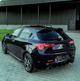 Oneway Achterbumperskirts (Hoeken) passend voor Alfa Romeo Giulietta 2010-2020 - Glanzend zwart