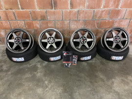 😎😎Deze Honda Prelude voorzien van JR3 wheels met Hankook banden & bijhorende Moeren & Ventielen😎😎