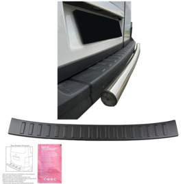 Oneway Achterbumper beschermlijst passend voor Volkswagen Crafter MK2 2016- & MAN TGE MK1 PreFacelift 2016- – Matzwart