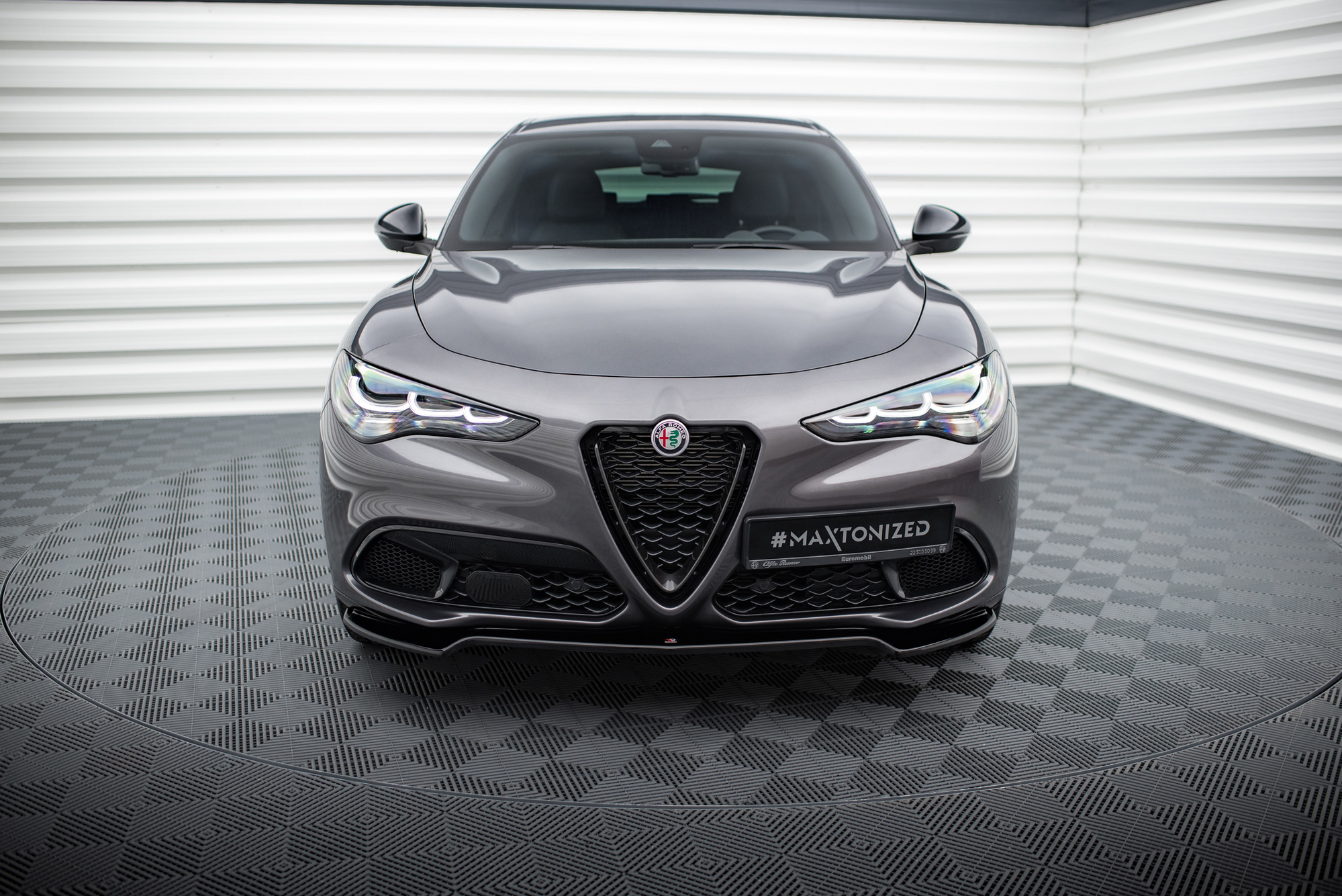Maxton Design Frontsplitter V.1 Alfa Romeo Stelvio