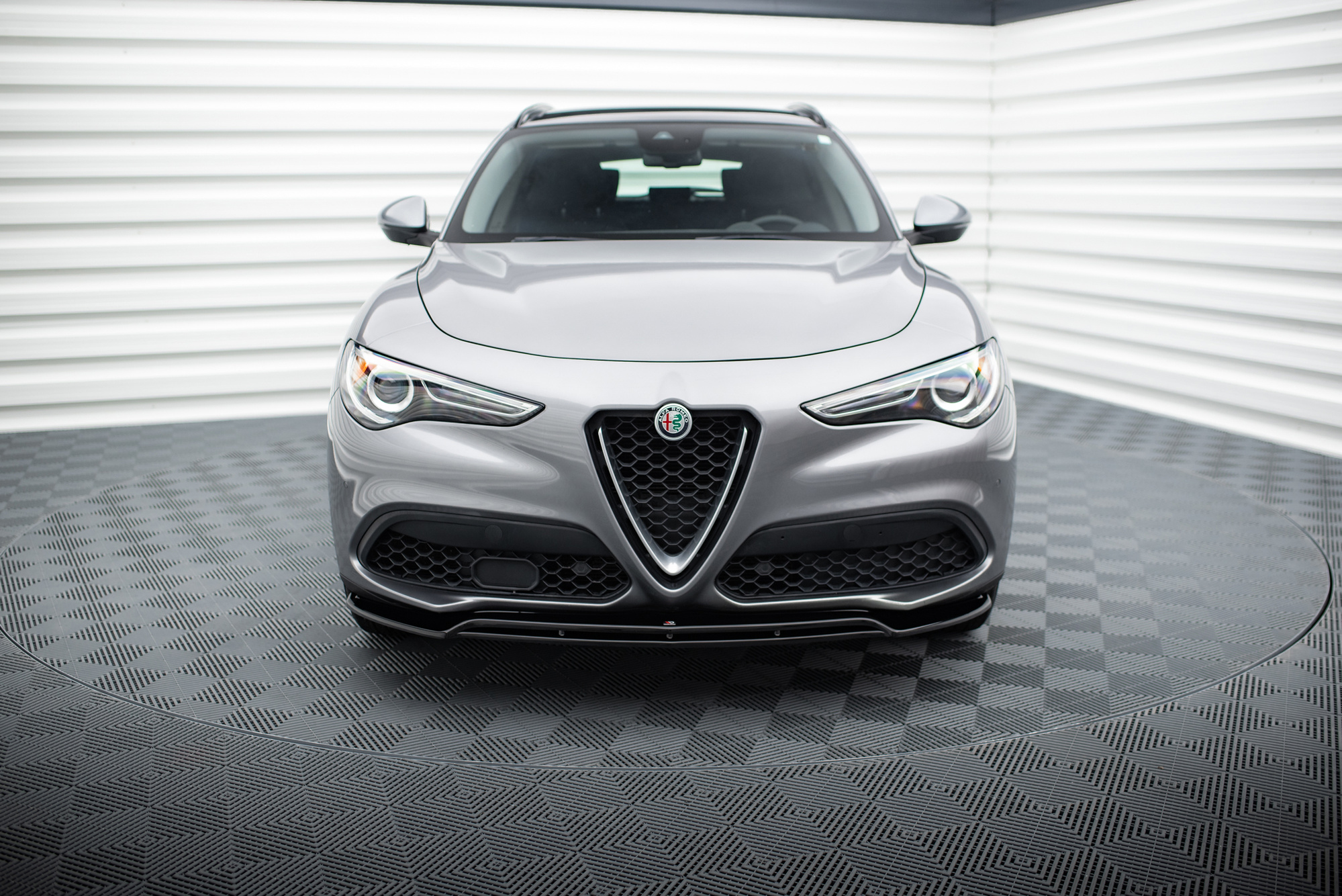Maxton Design Frontsplitter V.2 Alfa Romeo Stelvio