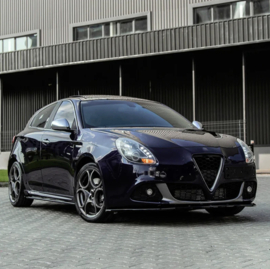 Oneway Complete bodykit passend voor Alfa Romeo Giulietta 2010-2020 - Glanzend zwart