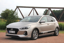 Maxton Design SIDE SKIRTS DIFFUSERS HYUNDAI I30 MK3 HATCHBACK Gloss Black