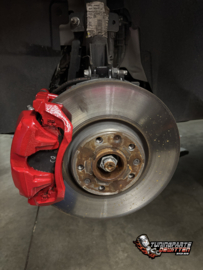 😀😀Deze Peugeot 408 GT voorzien van Rode Remklauwen & Gloss Black gespoten Logo's😀😀