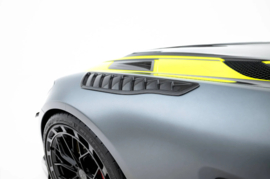 Maxton Design Prepreg carbon zijventilatieopeningen voor de voorspatborden Mercedes-AMG GT C C190 Facelift.